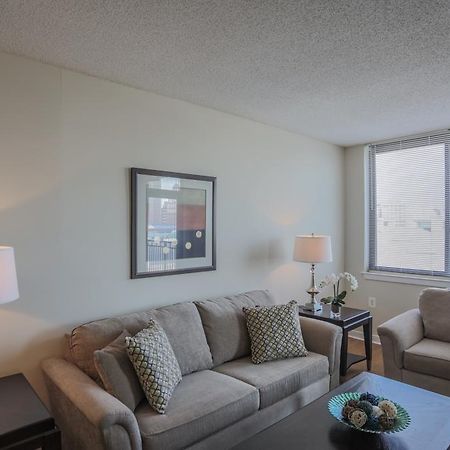 Madison Hospitality At 1401 Joyce Street 阿林顿 外观 照片