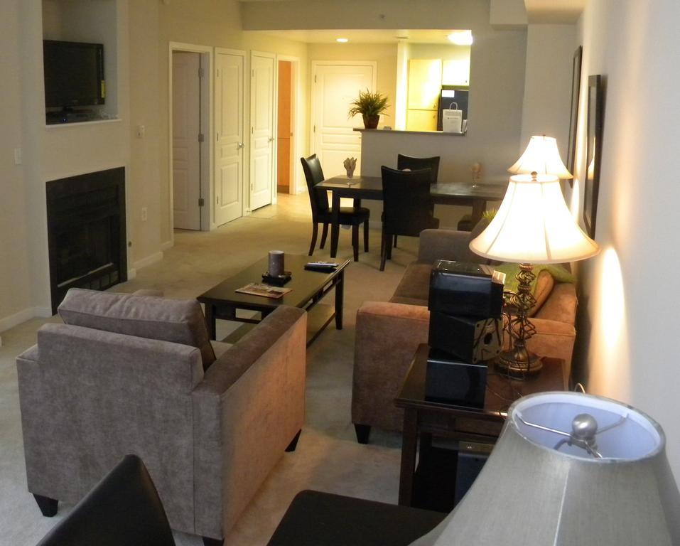 Madison Hospitality At 1401 Joyce Street 阿林顿 客房 照片