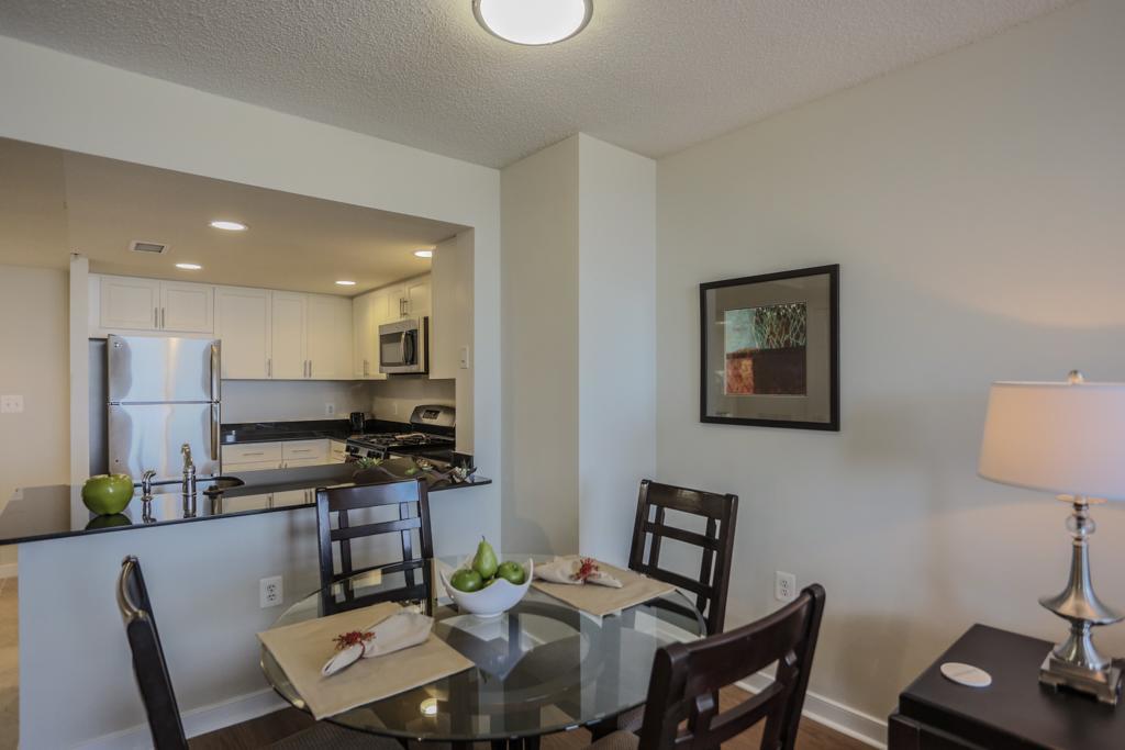 Madison Hospitality At 1401 Joyce Street 阿林顿 外观 照片